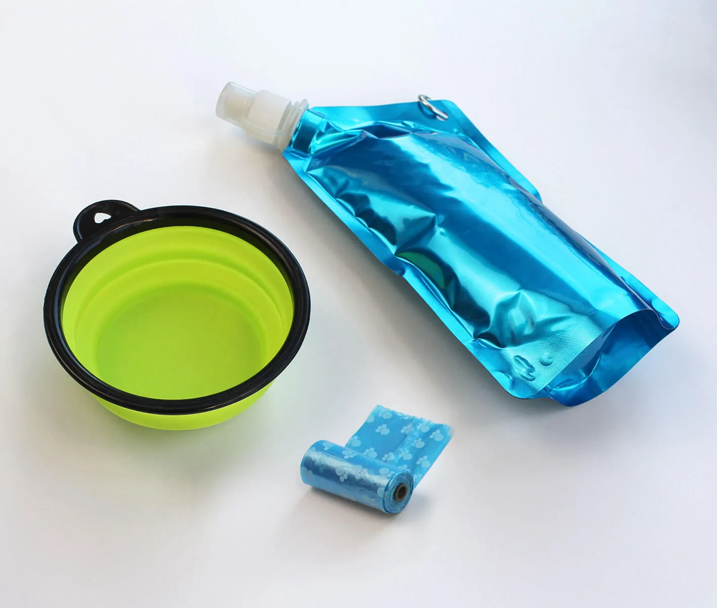 Dog Travel Kit "Love at First Woof"